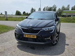 Zwart Gebruikt 2022 Renault Arkana SUV | € 24.900 (Eerlijke prijs)