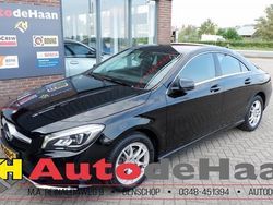 Zwart Gebruikt 2017 Mercedes CLA200 Ambition Sedan | € 20.995 (Eerlijke prijs)