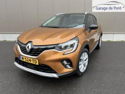 Oranje Gebruikt 2021 Renault Captur Intens SUV | € 20.950 (Goede deal)