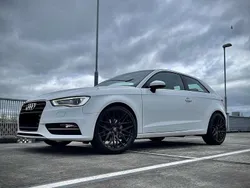 Wit Gebruikt 2013 Audi A3 Ambition Hatchback | € 10.499 (Eerlijke prijs)