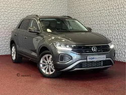 Grijs Gebruikt 2024 VW T-Roc S SUV | € 34.740 (Eerlijke prijs)