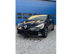 Zwart Gebruikt 2023 Renault Clio V Evolution Hatchback | € 15.850 (Goede deal)