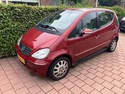 Rood Gebruikt 2003 Mercedes A160 Elegance Hatchback | € 1.250 (Eerlijke prijs)