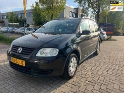 Zwart Gebruikt 2006 VW Touran Business MPV | € 1.750 (Eerlijke prijs)
