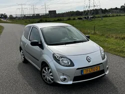 Grijs Gebruikt 2010 Renault Twingo Authentique Hatchback | € 2.750 (Eerlijke prijs)