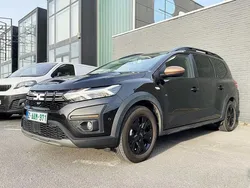 Zwart Gebruikt 2023 Dacia Jogger Extreme Stationwagen | € 23.999 (Eerlijke prijs)