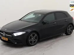 Zwart Gebruikt 2022 Mercedes A180 AMG Hatchback | € 29.945 (Eerlijke prijs)