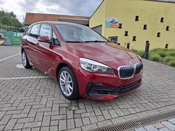 Rood Gebruikt 2018 BMW 225 Advantage Stationwagen | € 16.350 (Goede deal)