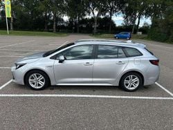 Grijs Gebruikt 2020 Toyota Corolla Active Stationwagen | € 17.000 (Goede deal)