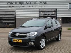 Grijs Gebruikt 2017 Dacia Logan MCV Lauréate MPV | € 9.950 (Duur)