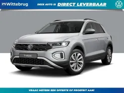 Grijs, metallic lak Nieuw 2025 VW T-Roc Edition SUV | € 44.295 (Eerlijke prijs)