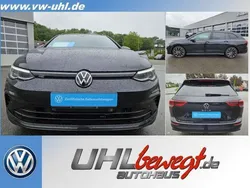 Zwart Gebruikt 2023 VW Golf VIII R-line Sedan | € 29.453 (Goede deal)