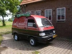 Rood Gebruikt 1999 Daihatsu Hijet MPV | € 5.500