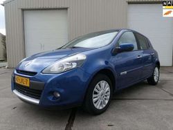 Blauw Gebruikt 2010 Renault Clio II Collection Hatchback | € 4.995 (Duur)