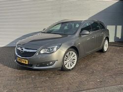 Grijs Gebruikt 2017 Opel Insignia Cosmo Stationwagen | € 5.485