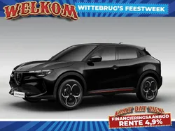 Zwart Nieuw 2025 Alfa Romeo Junior Edizione Speciale SUV | € 37.925 (Eerlijke prijs)