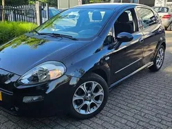 Zwart Gebruikt 2015 Fiat Punto Evo Street Hatchback | € 5.950 (Eerlijke prijs)