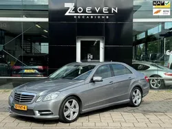 Grijs, metallic lak Gebruikt 2012 Mercedes E250 Edition Sedan | € 15.995 (Eerlijke prijs)