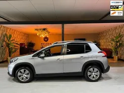 Grijs Gebruikt 2019 Peugeot 2008 Signature Sky SUV | € 13.990 (Super prijs)