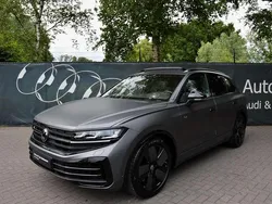 Grijs Gebruikt 2024 VW Touareg R-line SUV | € 83.950 (Iets duurder)