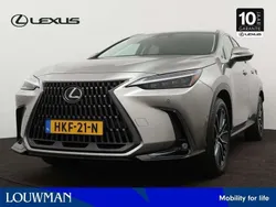 Grijs Gebruikt 2022 Lexus NX450h+ Executive Line SUV | € 59.950 (Eerlijke prijs)