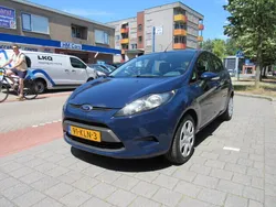 Blauw Gebruikt 2010 Ford Fiesta Hatchback | € 3.950 (Eerlijke prijs)