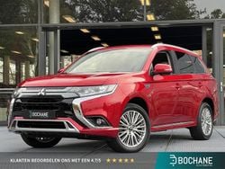 Rood Gebruikt 2021 Mitsubishi Outlander P-HEV Intense SUV | € 27.245 (Eerlijke prijs)