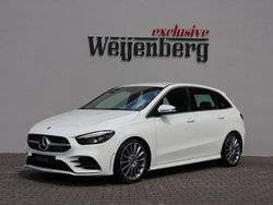 Wit Gebruikt 2019 Mercedes B180 AMG MPV | € 21.900 (Goede deal)