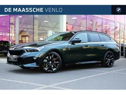 Groen Gebruikt 2025 BMW 530e M Sport Stationwagen | € 98.950