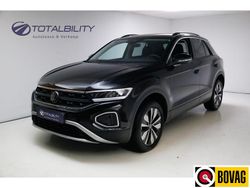 Zwart (metallic) Gebruikt 2025 VW T-Roc Edition SUV | € 33.900 (Eerlijke prijs)