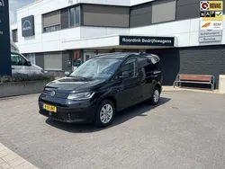 Zwart Nieuw 2024 VW Caddy Style MPV | € 35.950