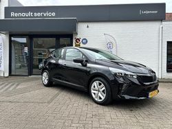 Zwart Gebruikt 2025 Renault Clio V Evolution Hatchback | € 24.950