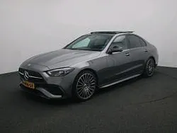 Selenietgrijs metaalkleur metallic Gebruikt 2022 Mercedes 180 AMG Sedan | € 44.945
