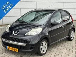 Zwart Gebruikt 2012 Peugeot 107 Hatchback | € 2.977 (Eerlijke prijs)
