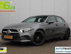 Grijs Gebruikt 2018 Mercedes A180 Business Hatchback | € 22.900 (Eerlijke prijs)