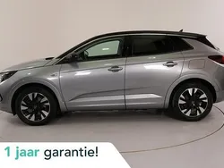 Grijs Gebruikt 2024 Opel Grandland X Elegance SUV | € 29.950 (Eerlijke prijs)