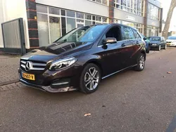 Bruin Gebruikt 2016 Mercedes B160 Ambition MPV | € 13.999