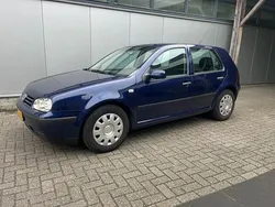 Blauw Gebruikt 2003 VW Golf IV Comfortline Hatchback | € 1.499 (Goede deal)