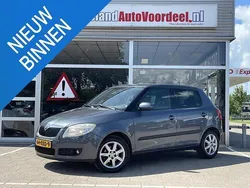 Grijs Gebruikt 2010 Skoda Fabia Tour Hatchback | € 3.749 (Eerlijke prijs)