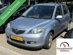 Blauw Gebruikt 2003 Mazda 2 Sportive MPV | € 1.250 (Goede deal)