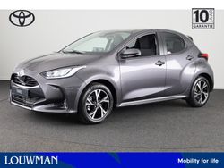 Grijs Gebruikt 2025 Toyota Yaris Hybrid Hatchback | € 30.945 (Duur)