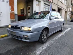 Blauw Gebruikt 1999 Lancia Delta Sedan | € 990