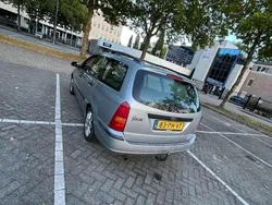 Zilver Gebruikt 2004 Ford Focus Futura Stationwagen | € 900 (Goede deal)