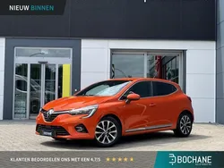 Oranje Gebruikt 2021 Renault Clio V Intens Hatchback | € 14.945 (Eerlijke prijs)