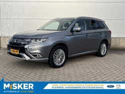 Grijs Gebruikt 2021 Mitsubishi Outlander Intense+ SUV | € 25.900 (Eerlijke prijs)