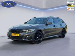 Grijs Gebruikt 2021 BMW 330e M Sport Stationwagen | € 31.500 (Eerlijke prijs)