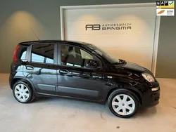 Zwart, metallic lak Gebruikt 2015 Fiat Panda Hatchback | € 6.450 (Eerlijke prijs)