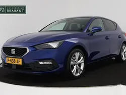 Blauw Gebruikt 2020 Seat Leon FR Hatchback | € 17.945 (Eerlijke prijs)