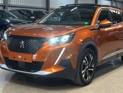 Oranje Gebruikt 2020 Peugeot 2008 Allure SUV | € 14.900 (Eerlijke prijs)