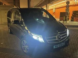 Zwart Gebruikt 2017 Mercedes V250 Edition MPV | € 21.500